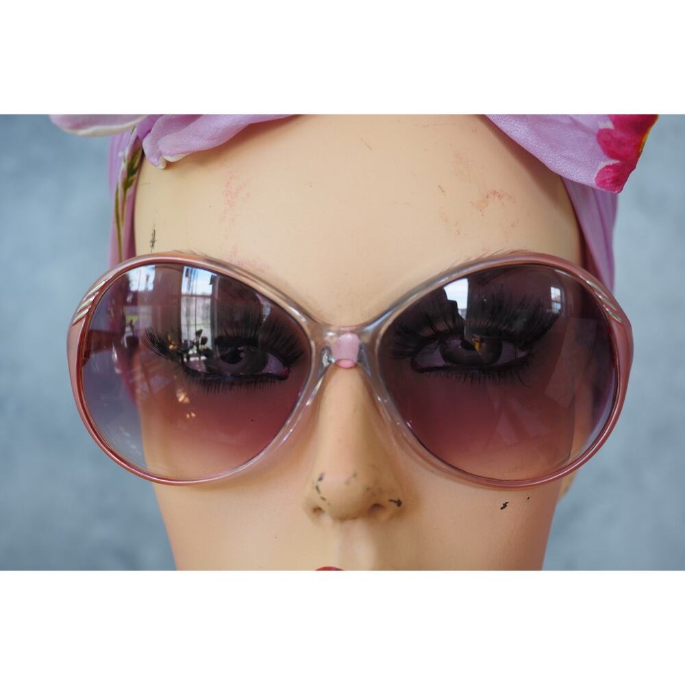 Vintage 1970s Foster Grant Sunglasses USA Made Glam Retro Grandma chic NOS - Picture 5 of 14